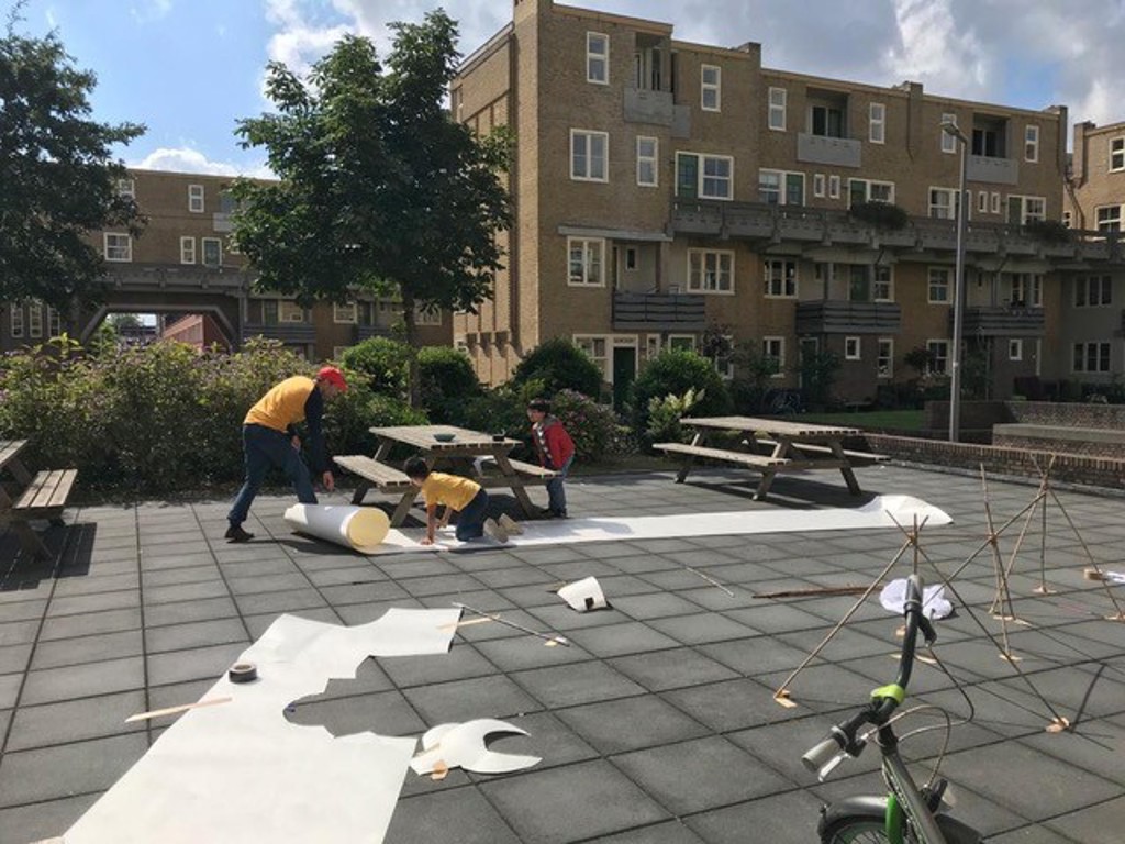 taleofatub2.jpg taleofatub2.jpg